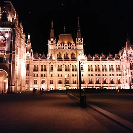 Centrum Parlament Apartment Budapest